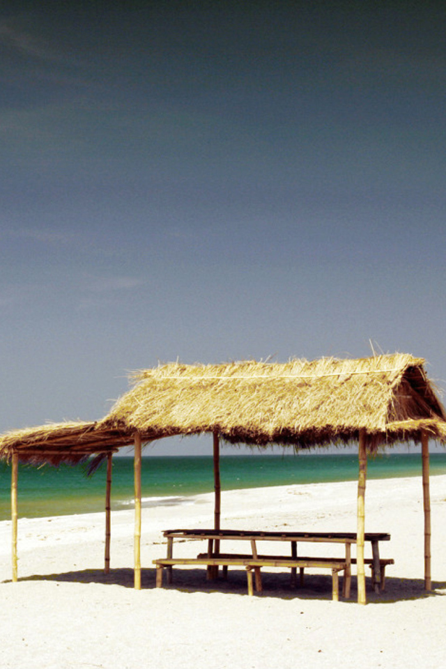 Paradise Beach screenshot #1 640x960