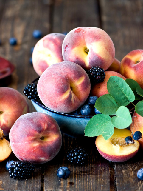 Blueberries and Peaches wallpaper 480x640