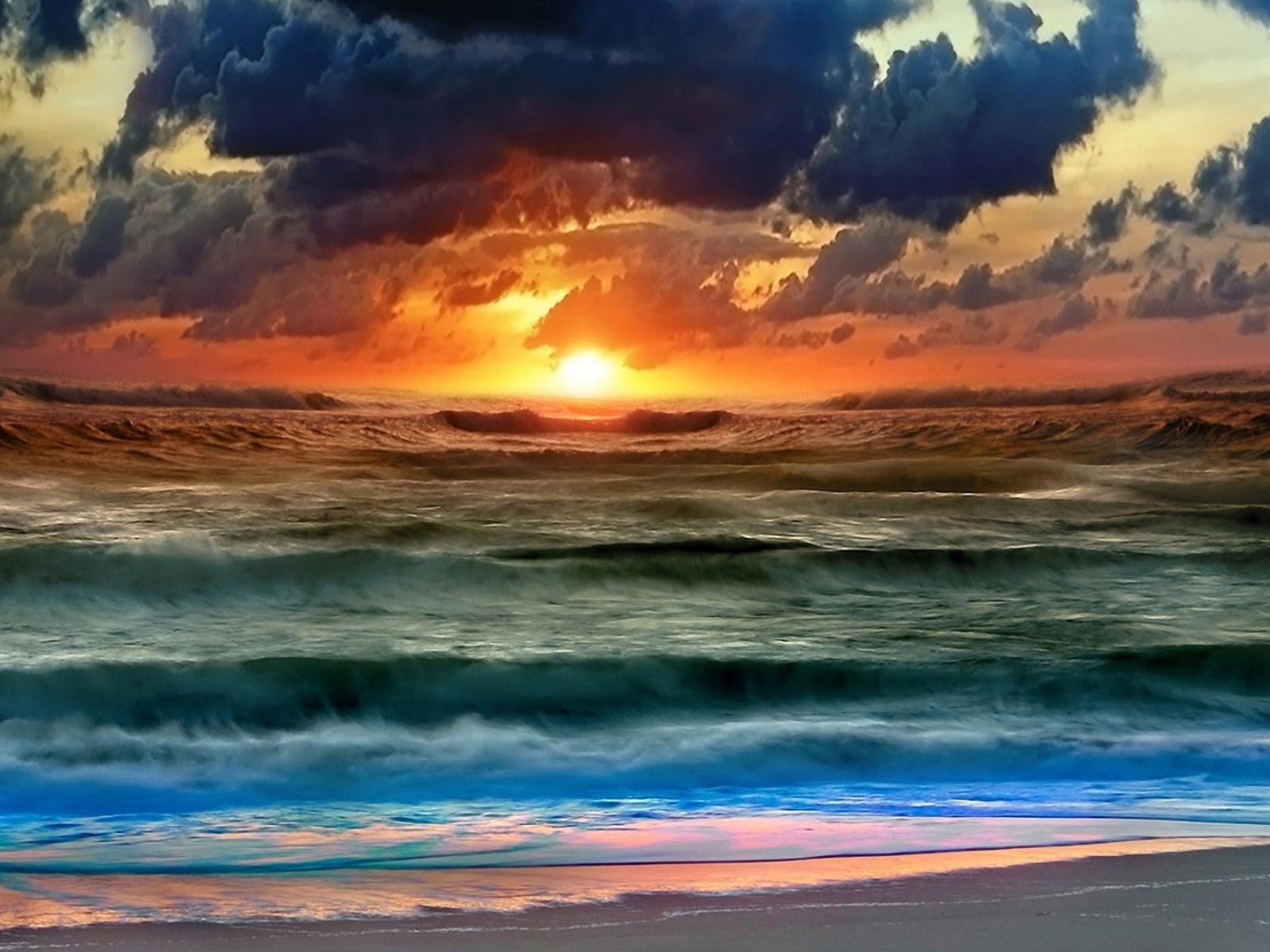 Fondo de pantalla Colorful Sunset And Waves 1600x1200