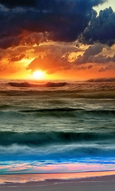 Das Colorful Sunset And Waves Wallpaper 480x800