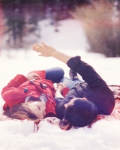 Couple In Snow screenshot #1 176x220
