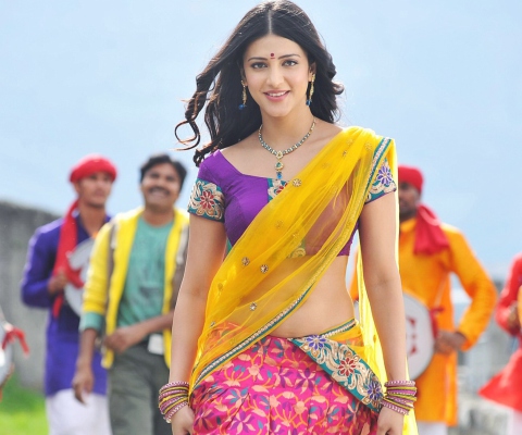 Shruti Hassan In Gabbar Singh wallpaper 480x400