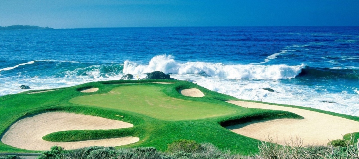 Fondo de pantalla Golf Field By Sea 720x320