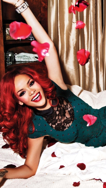 Обои Rihanna Red Hair 360x640