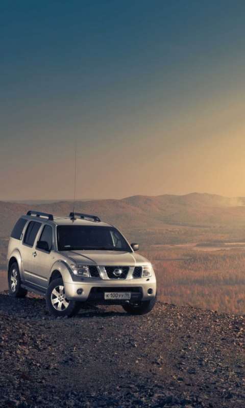 Nissan Pathfinder wallpaper 480x800