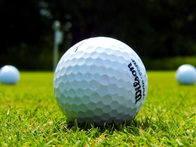 Fondo de pantalla Golf Ball 640x480