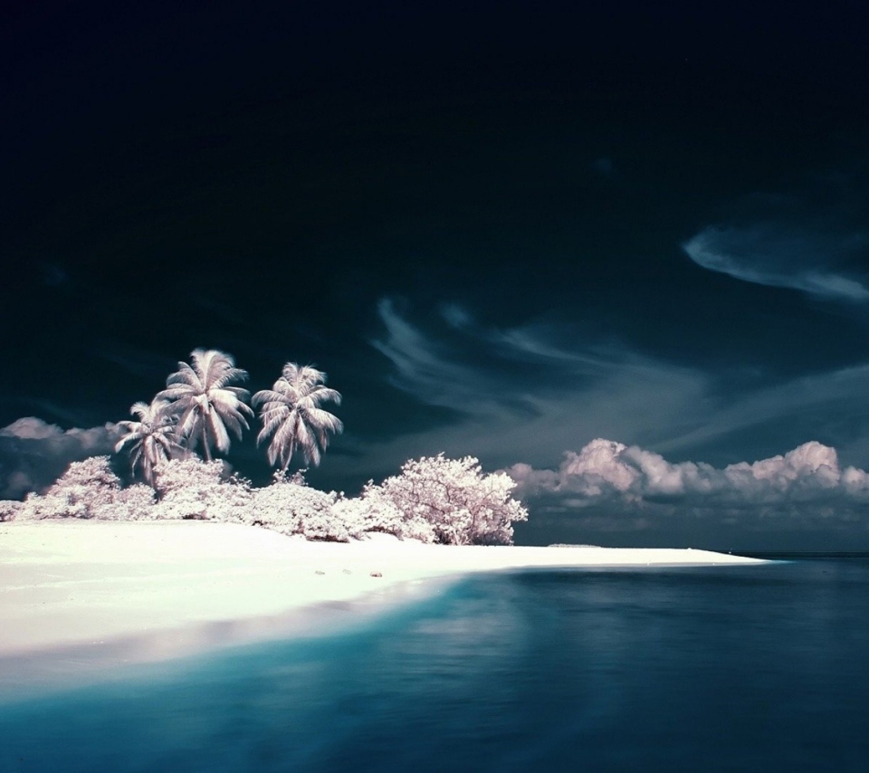 Snow White Beach screenshot #1 960x854