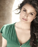 Parineeti Chopra screenshot #1 128x160