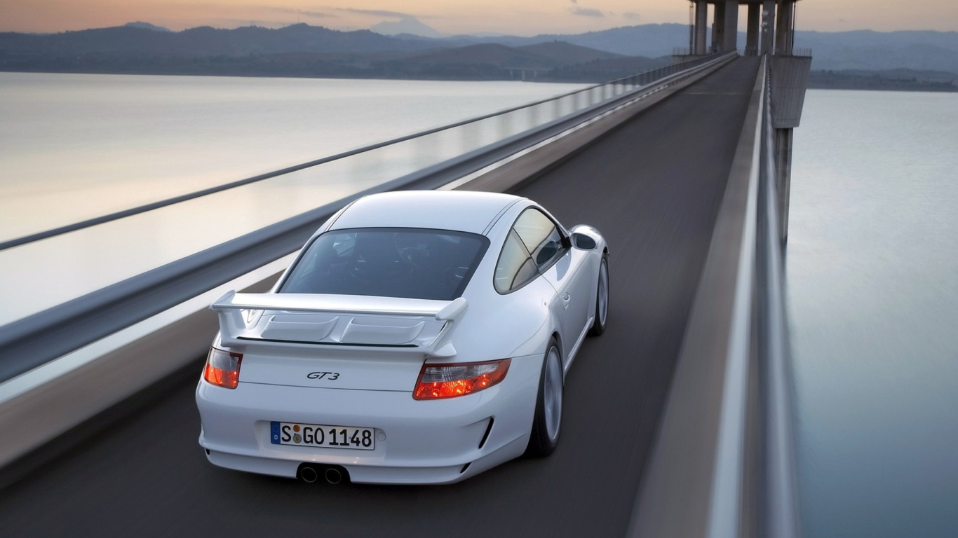 Fondo de pantalla Porsche 911 Gt3 1366x768