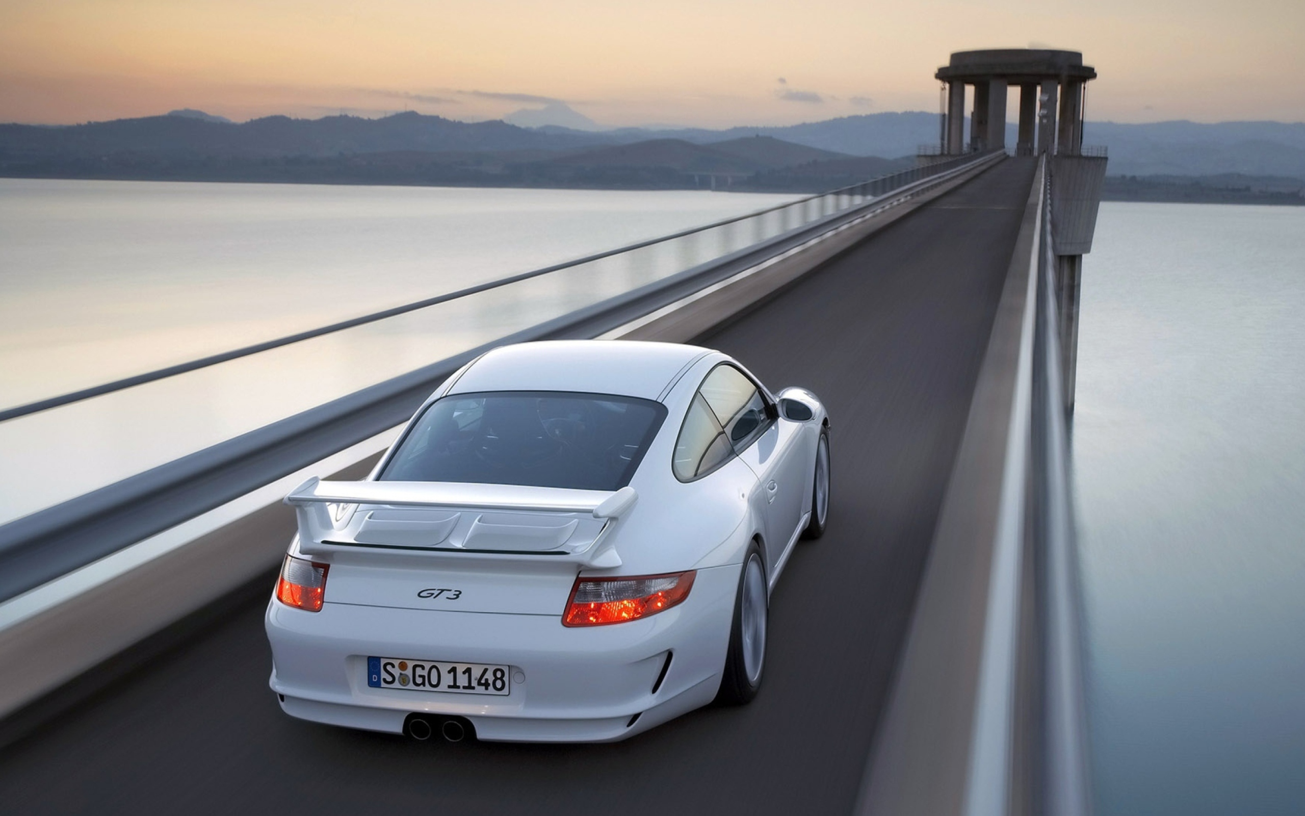 Fondo de pantalla Porsche 911 Gt3 2560x1600