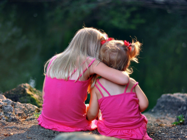 Das Cute Little Girls Wallpaper 640x480