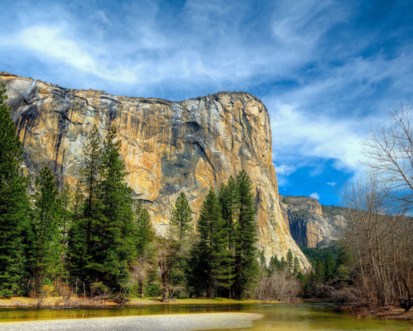 Das Yosemite National Park in Sierra Nevada Wallpaper 1600x1280