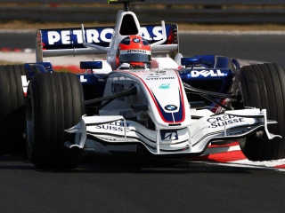 Fondo de pantalla Robert Kubica Bmw Sauber F1 2007 Hungary 320x240