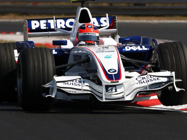 Fondo de pantalla Robert Kubica Bmw Sauber F1 2007 Hungary 640x480