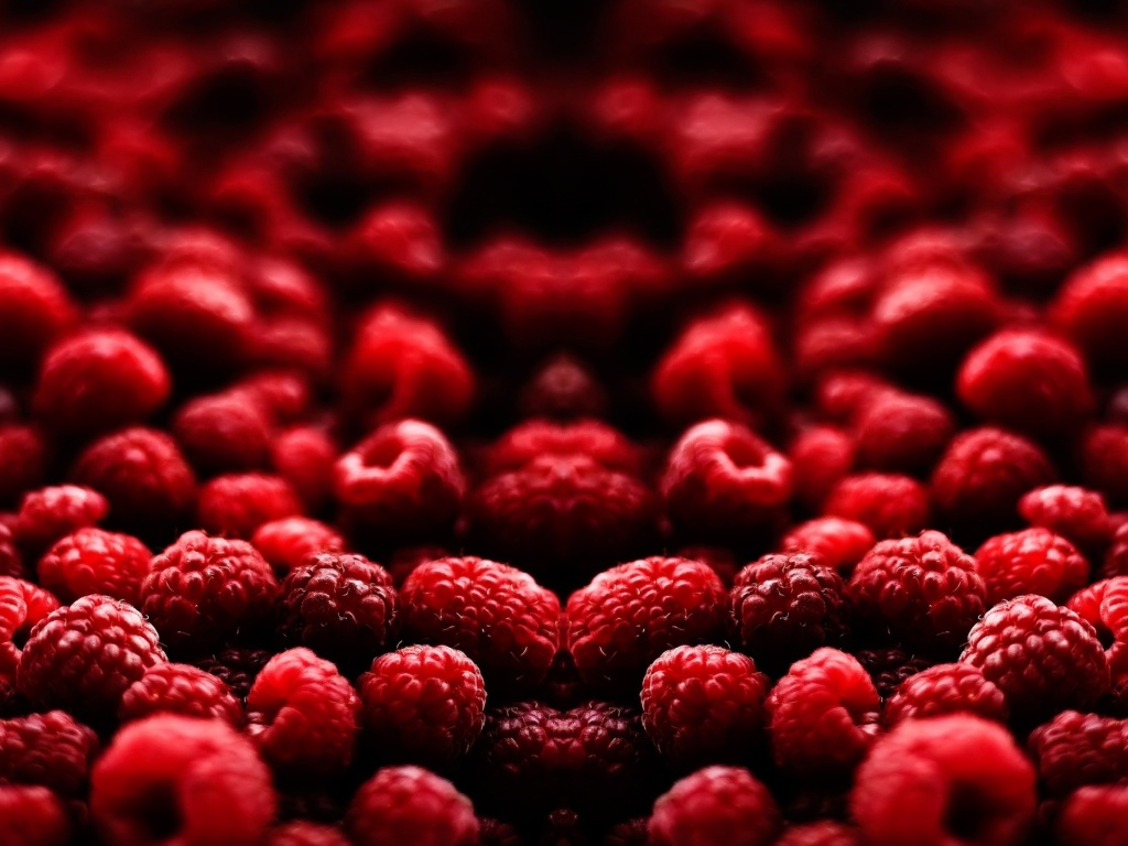 Appetizing Raspberries wallpaper 1024x768