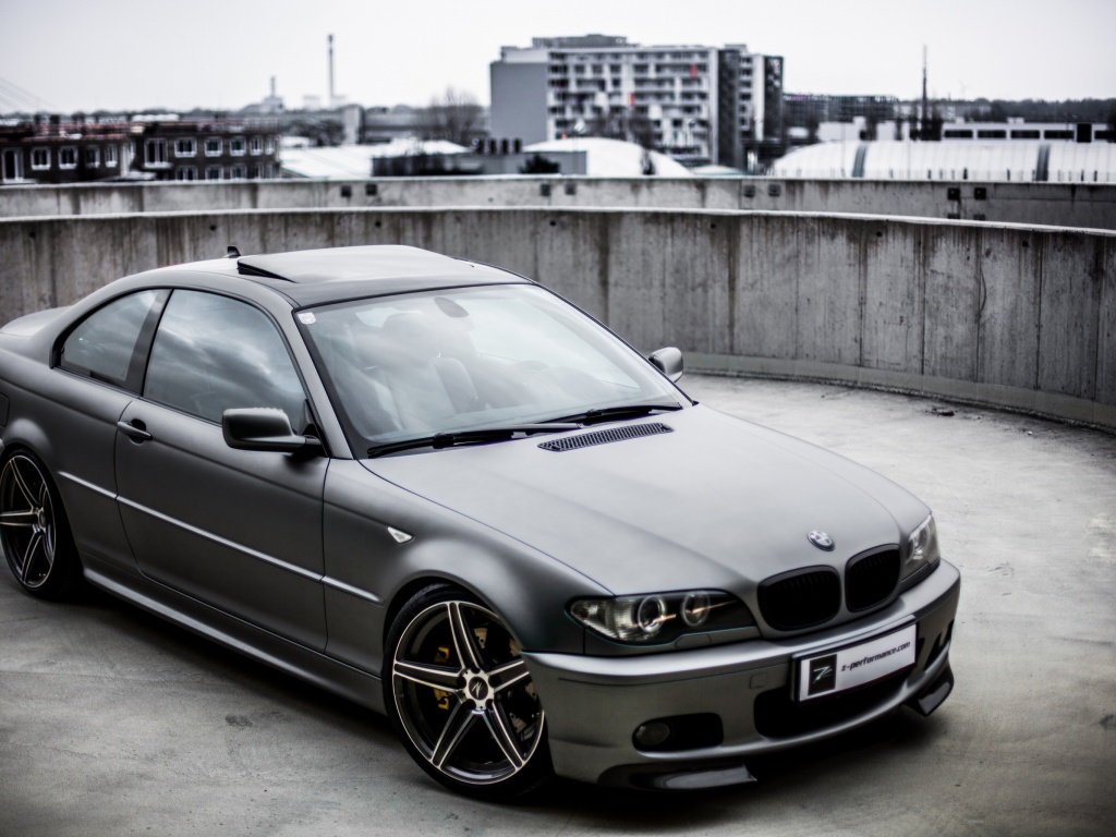 BMW 3 Series screenshot #1 1024x768