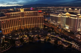 Kostenloses Vegas At Night Wallpaper für Android, iPhone und iPad