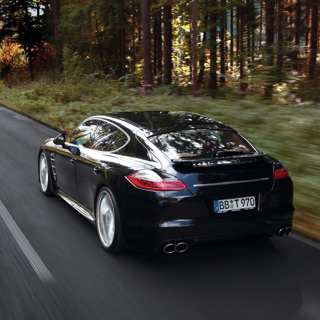 Porsche Panamera Turbo wallpaper 1024x1024