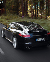 Sfondi Porsche Panamera Turbo 176x220