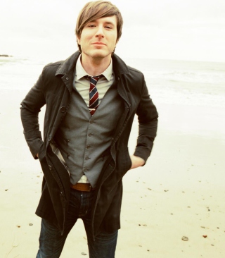 Owl City - Adam Young sfondi gratuiti per 320x480