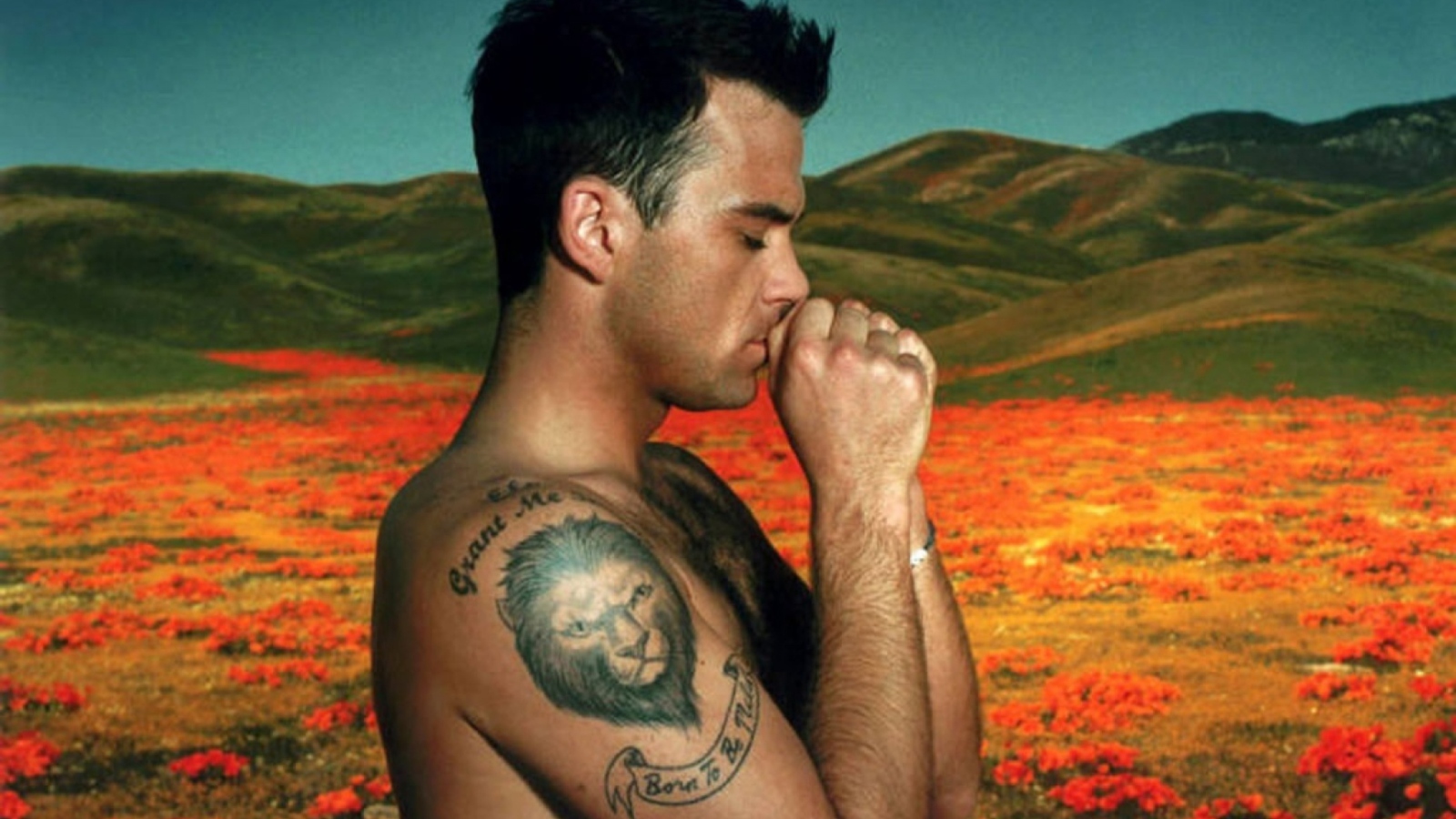 Robbie Williams wallpaper 1600x900