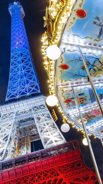 Das Eiffel Tower in Paris and Carousel Wallpaper 360x640