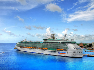 Royal Caribbean Cruise wallpaper 320x240