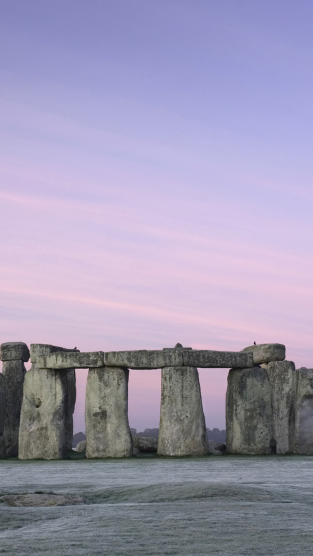 Stonehenge England wallpaper 640x1136
