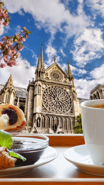 Das Breakfast in Paris Wallpaper 360x640