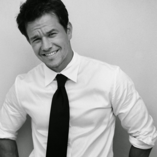 Free Mark Wahlberg Picture for iPad mini