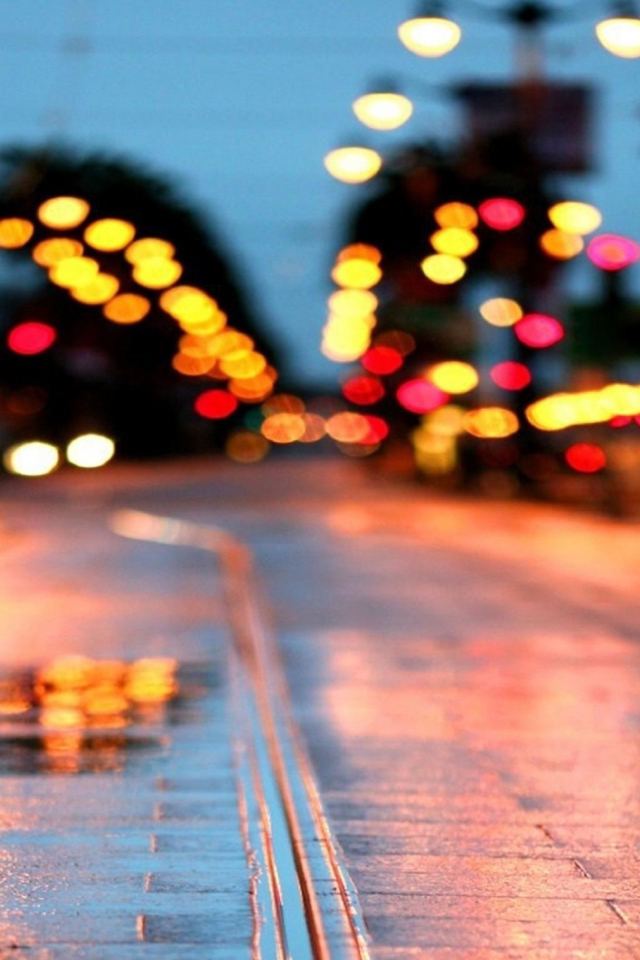 City Lights After Rain screenshot #1 640x960