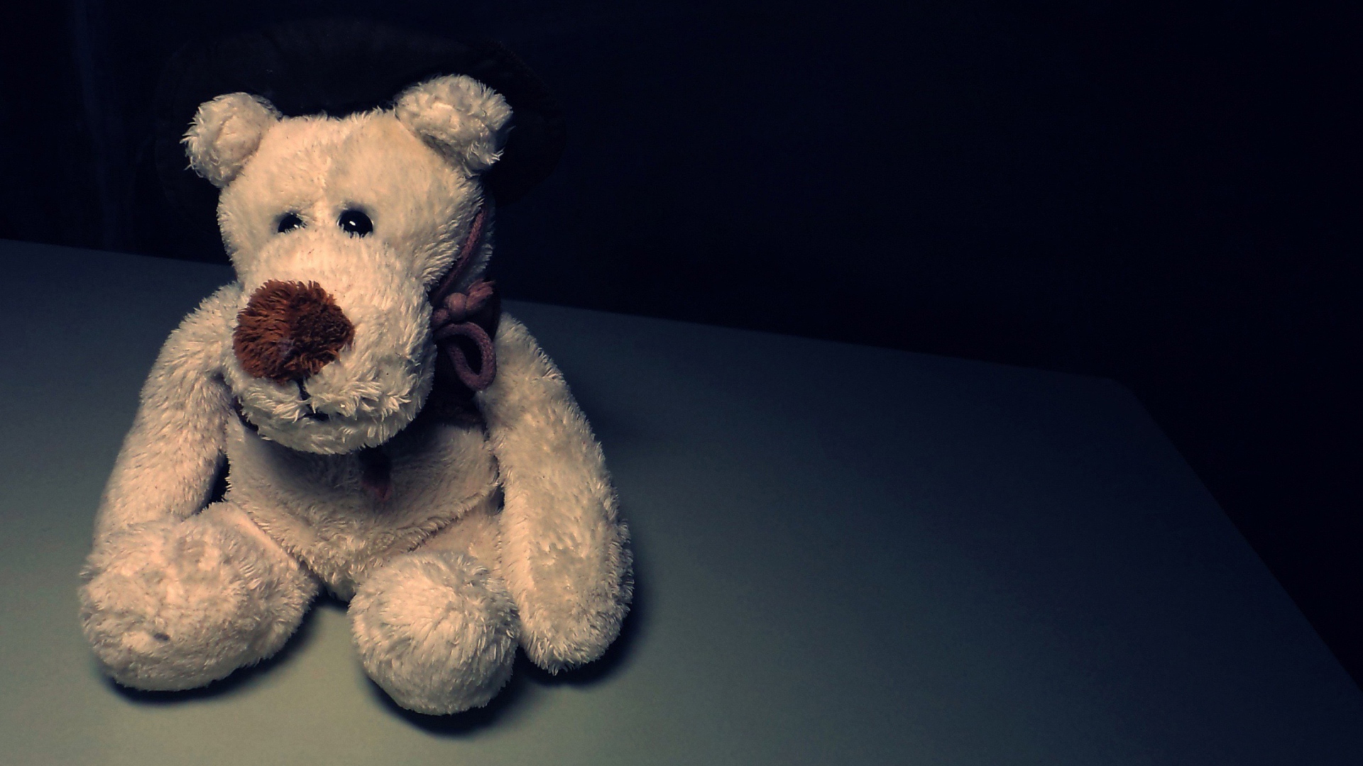 Sad Teddy Bear Sitting Alone wallpaper 1920x1080