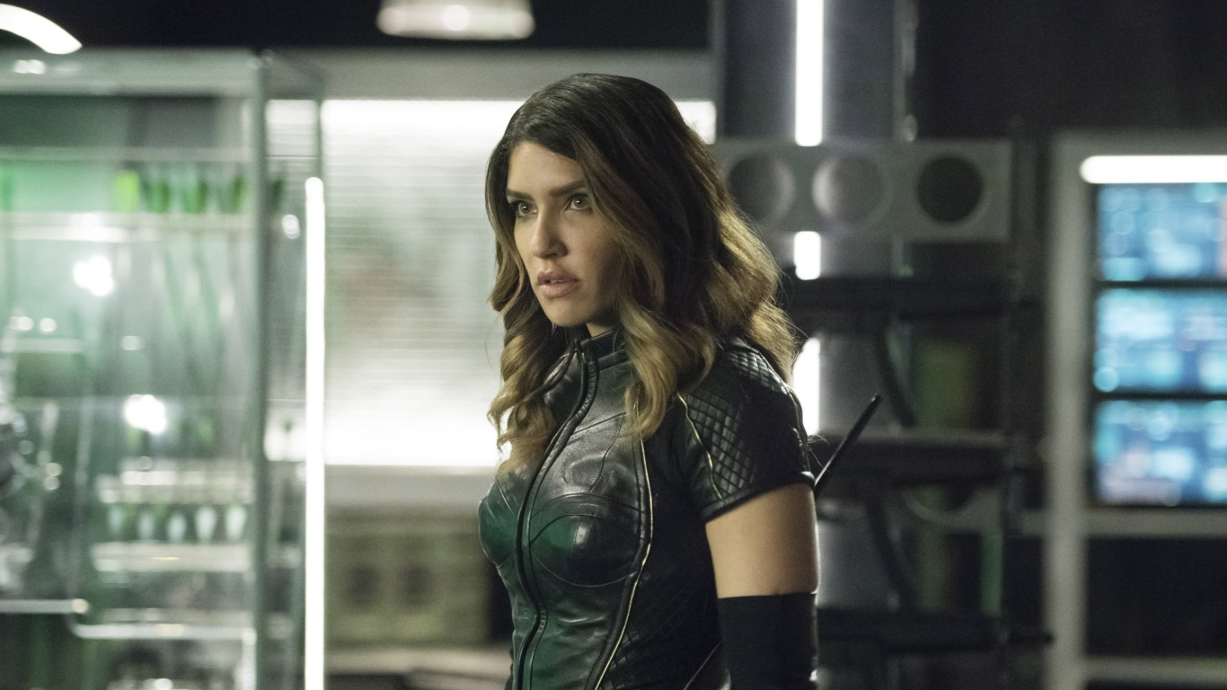 Обои Black Canar, Juliana Harkavy in Arrow Film 1366x768