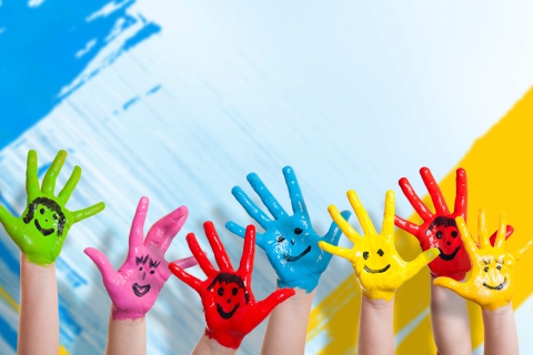 Das Painted Kids Hands Wallpaper 480x320