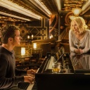 Fondo de pantalla Jennifer Lawrence and Chris Pratt in Passengers Film 128x128