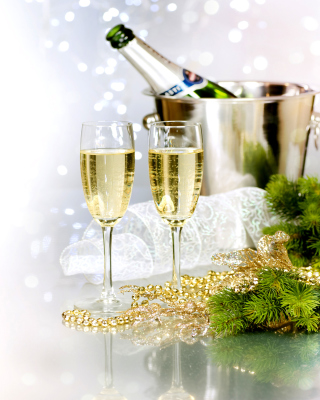 Kostenloses Champagne To Celebrate The New Year Wallpaper für 240x320