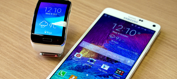 Das Samsung Galaxy and Samsung Gear S Smartwatch Wallpaper 720x320