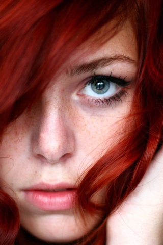 Beautiful Redhead Girl Close Up Portrait wallpaper 320x480