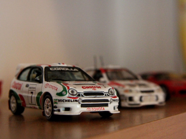 Обои Rally Car 640x480