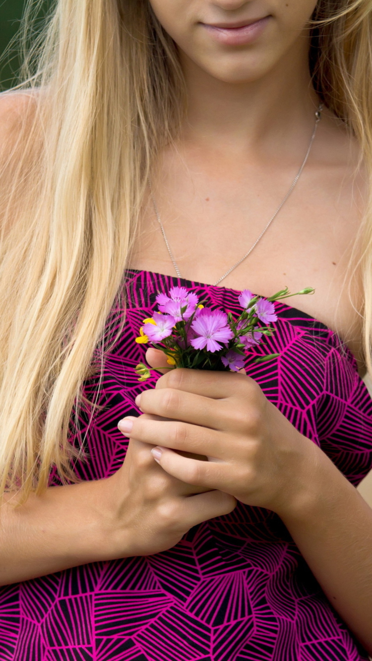 Girl With Flowers wallpaper 750x1334