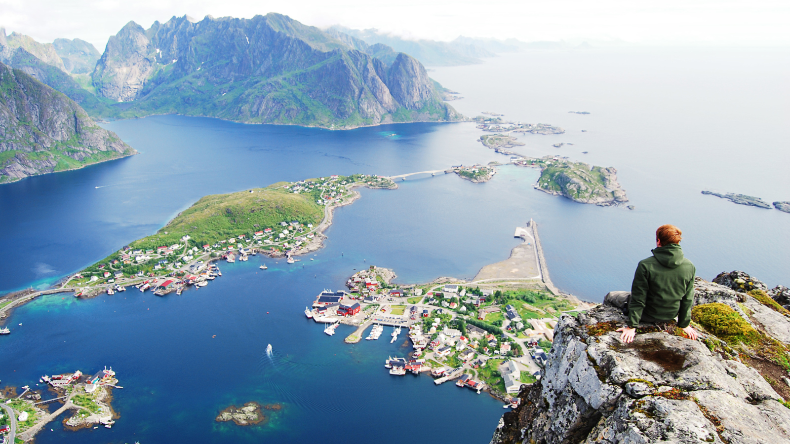 Norway Lofoten Islands wallpaper 1600x900