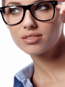 Girl in Glasses screenshot #1 132x176