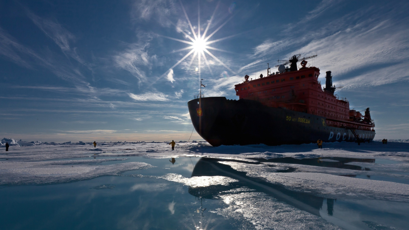 Sfondi Icebreaker in Greenland 1366x768