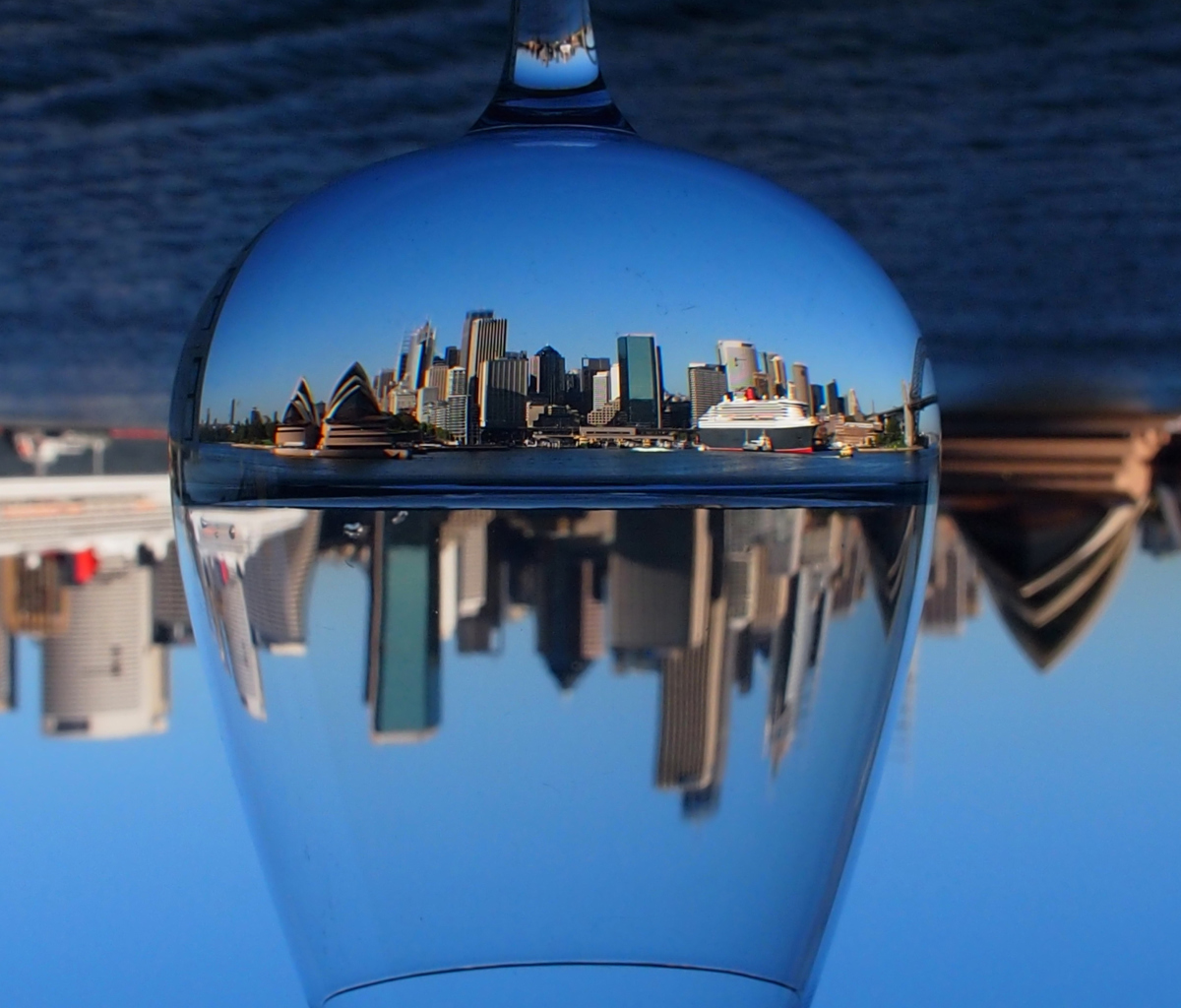 Sydney Australia In Wine Glass screenshot #1 1200x1024