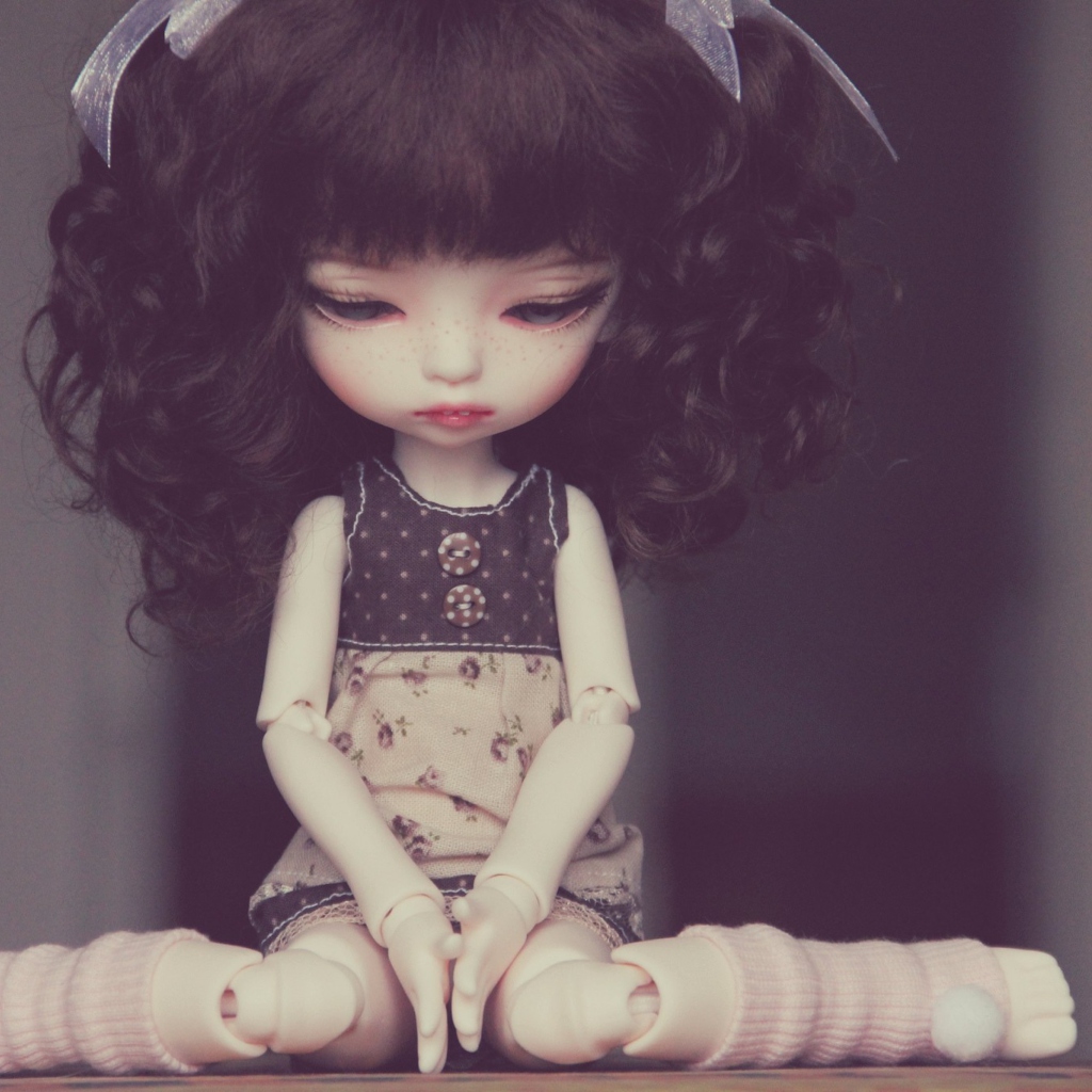 Das Cute Vintage Doll Wallpaper 1024x1024
