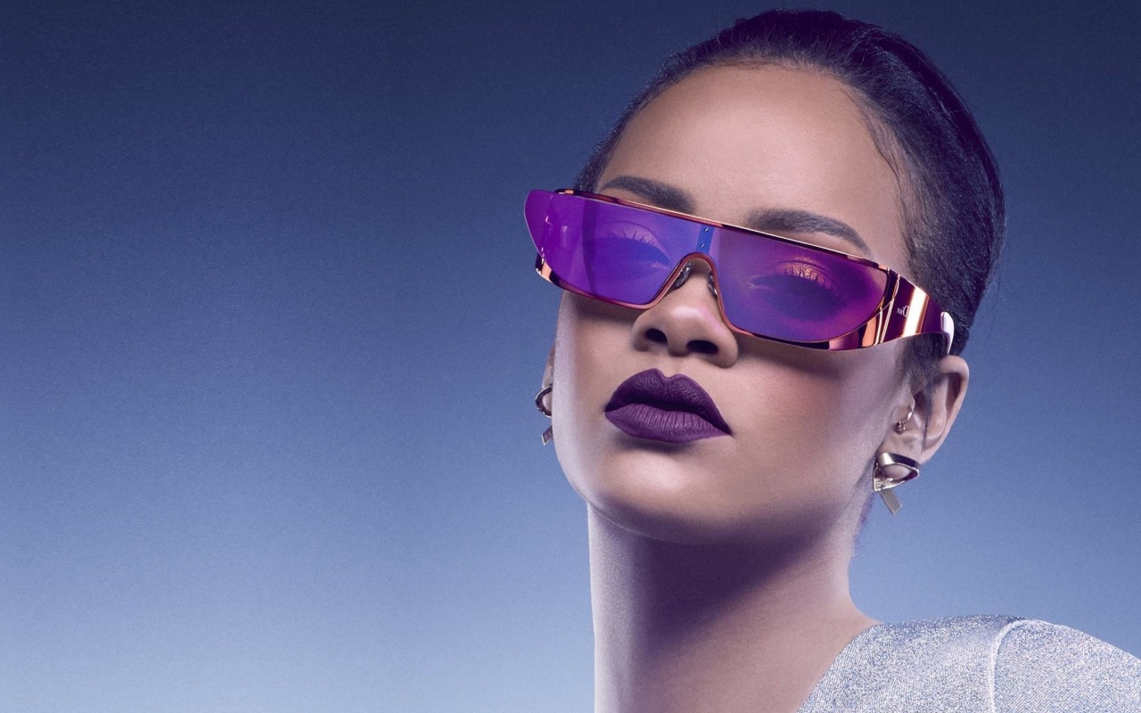 Fondo de pantalla Rihanna in Dior Sunglasses 1280x800