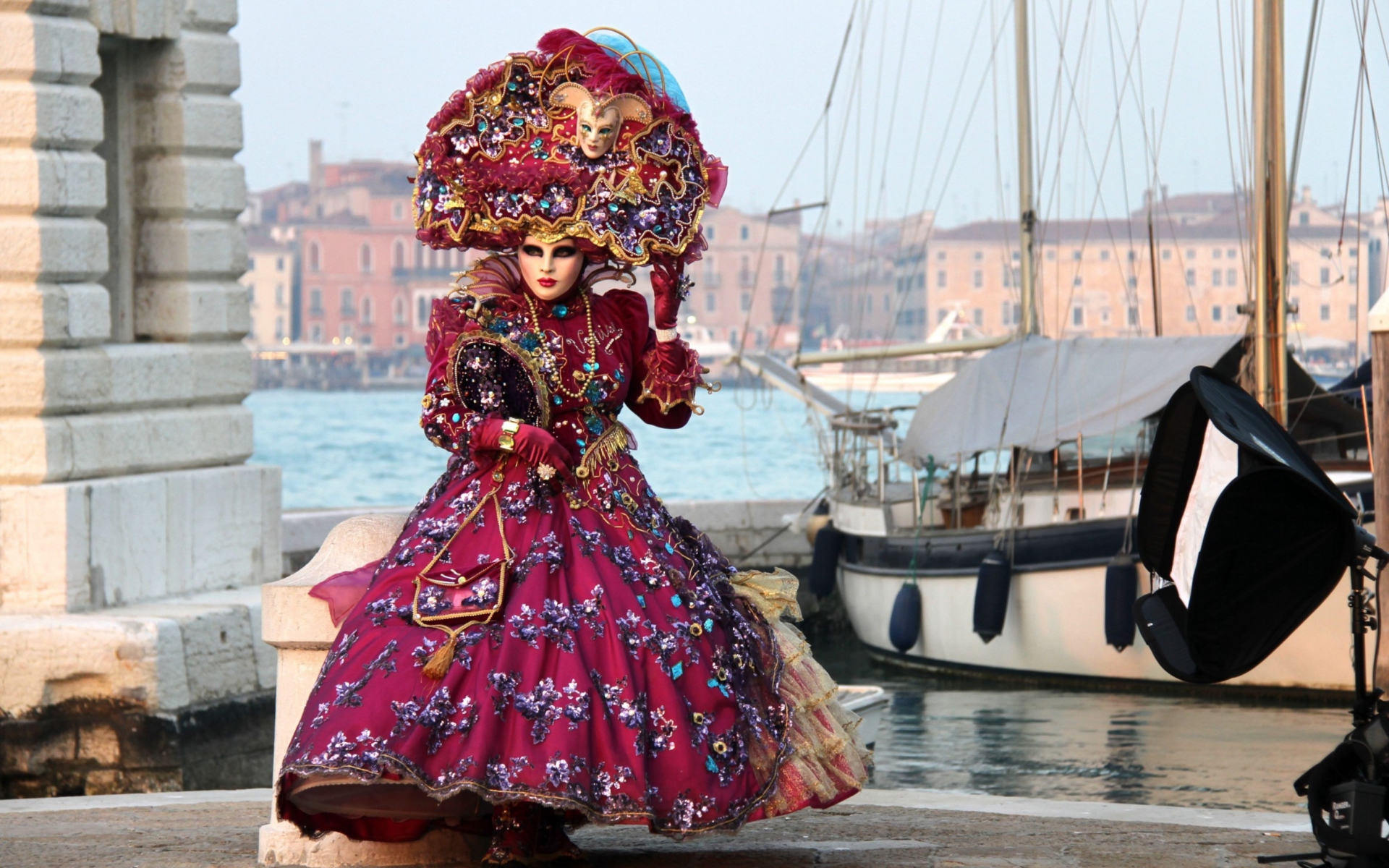 Fondo de pantalla Venice Carnival 1920x1200