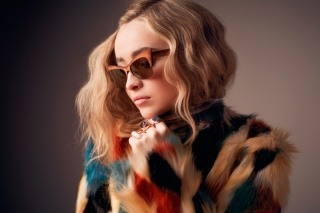 Sabrina Carpenter in Cute Coat Background for Android, iPhone and iPad