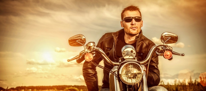 Motorcycle Driver wallpaper 720x320