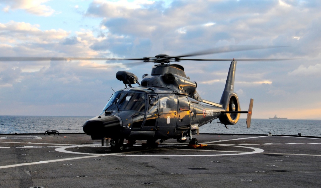 Helicopter on Aircraft Carrier wallpaper 1024x600